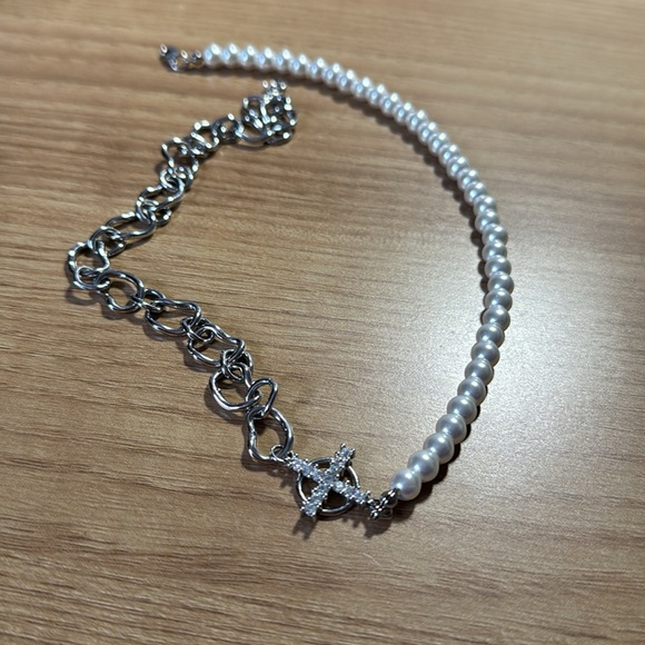 Arsis brand new necklace - Picture 3 of 6